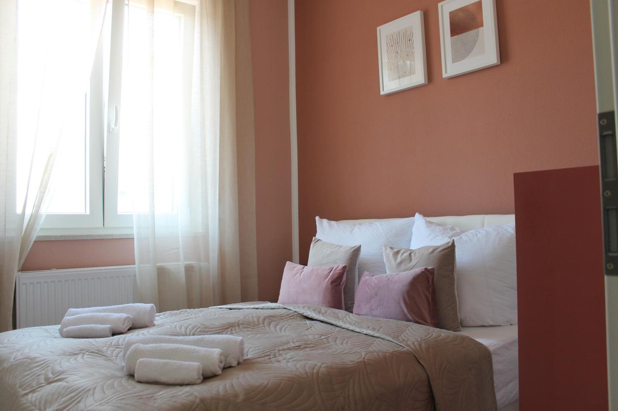 Apartments Via Vita Тройхтлинген Екстериор снимка